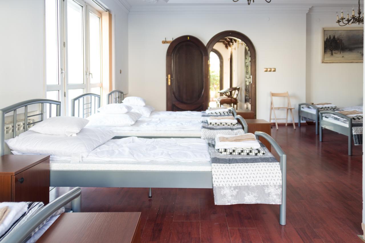 Kaliszki Magic Garden Hostel מראה חיצוני תמונה