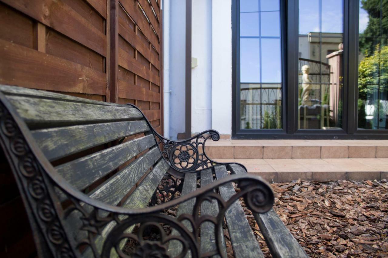 Kaliszki Magic Garden Hostel מראה חיצוני תמונה